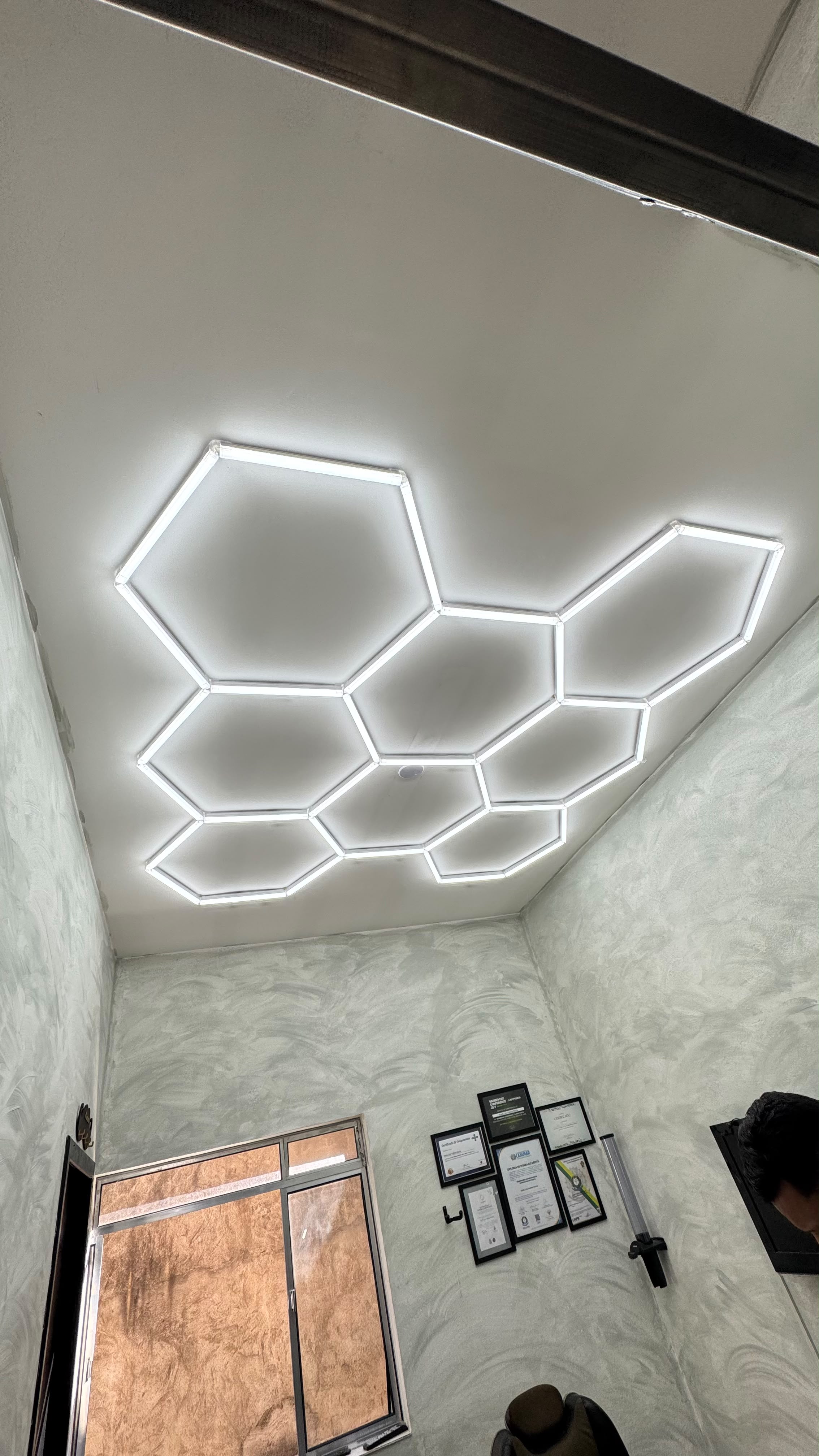 Início da obra do novo espaço Kauã The Barber